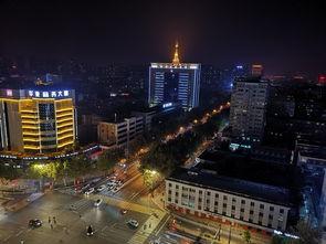 邢台未来广场吃瓜,夏日吃瓜盛宴,畅享清凉时光