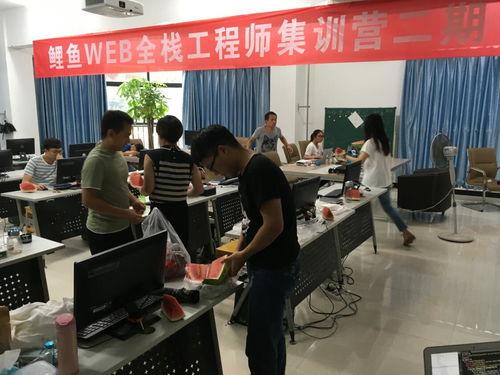 吃瓜许昌学院,吃瓜群众眼中的校园生活