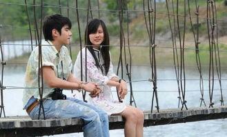 初恋那件小事吃瓜,甜蜜瓜田里的青春回忆