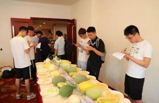 吃瓜群众围观图文,图文背后的热点事件揭秘